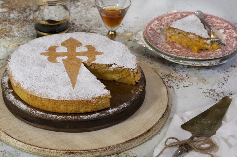Bánh hạnh nhân Tarta de Santiago của Tây Ban Nha