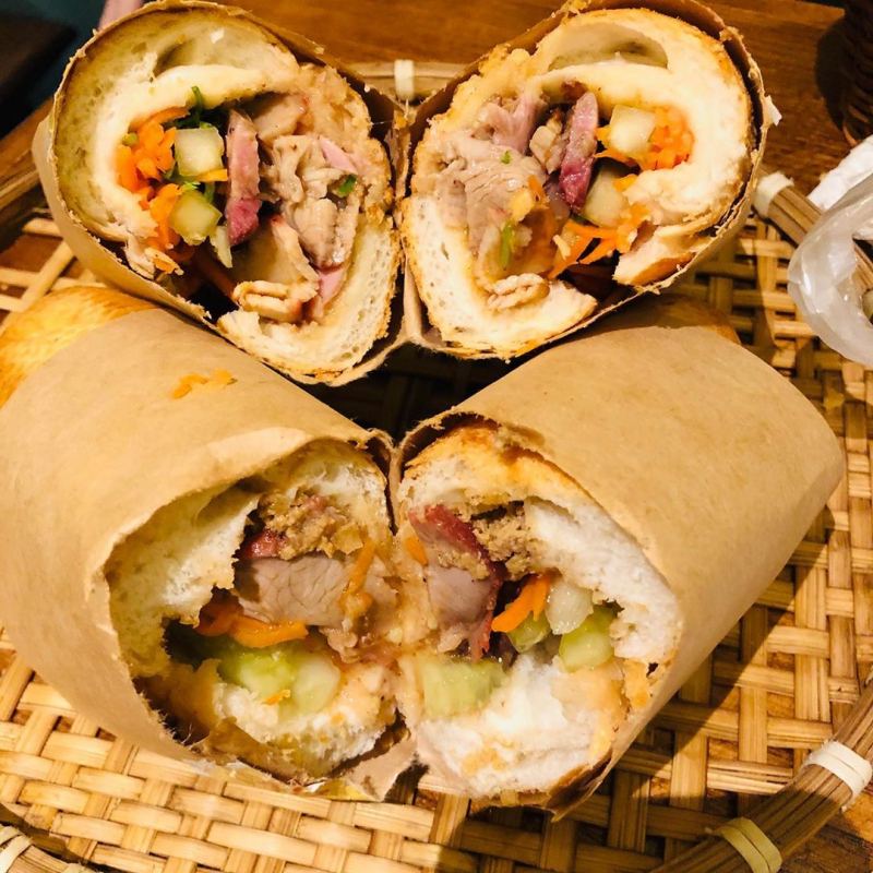 Bánh Mì 25