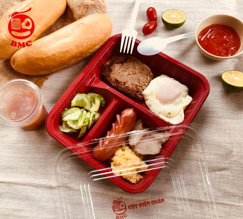 Bánh mì Cột Điện