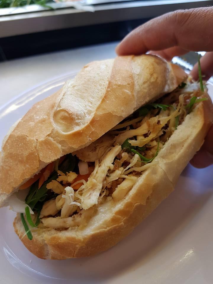 Bánh Mì Những Chàng Trai