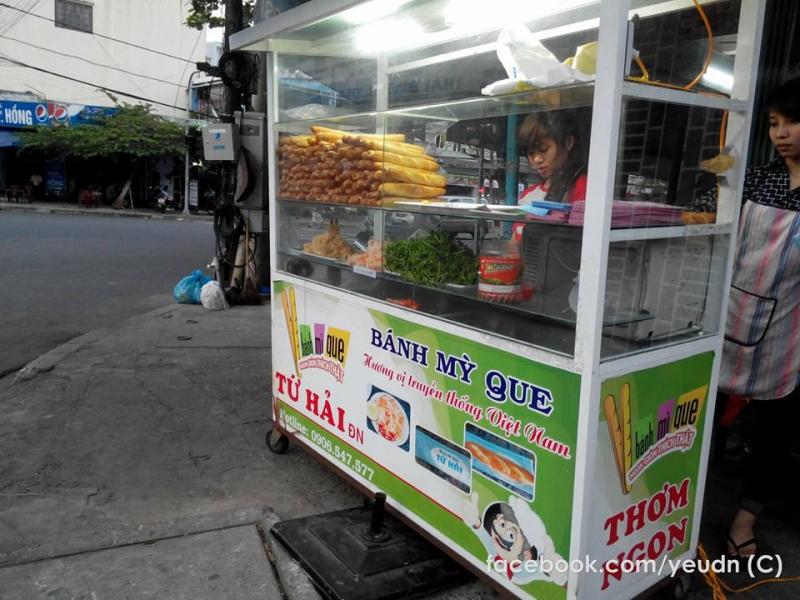 Bánh mì que Tứ Hải