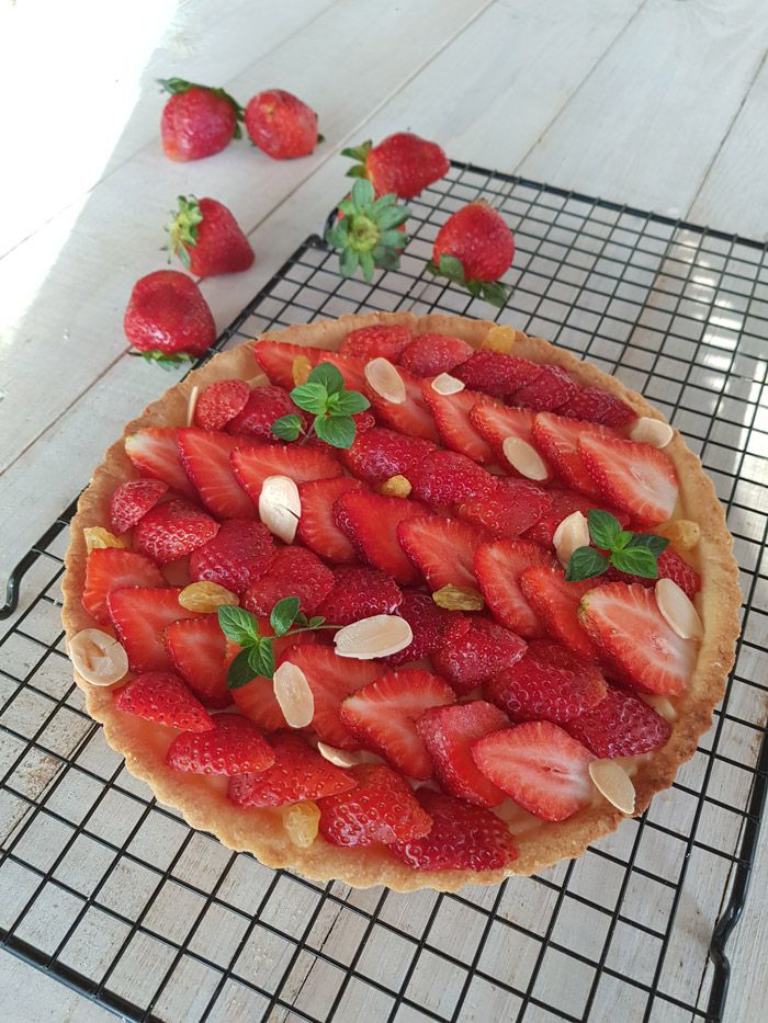 Bánh tart dâu