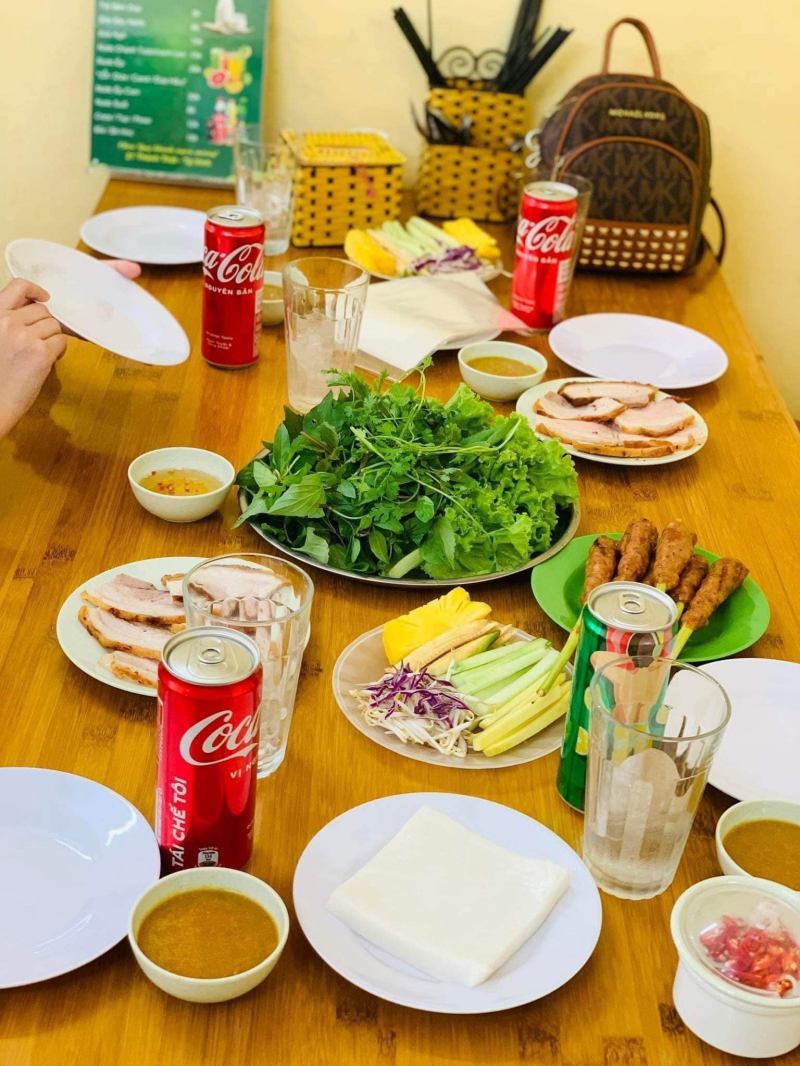 Bánh tráng cuốn thịt heo Việt Béo