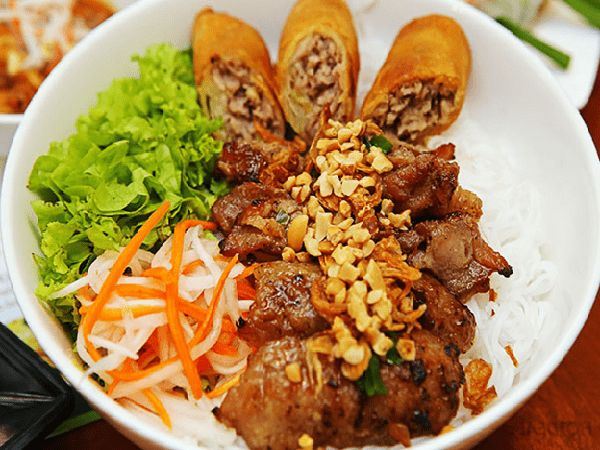Bánh ướt, bún thịt nướng