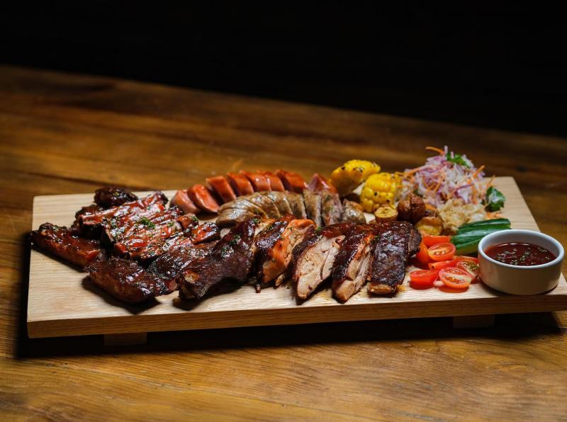 Barn House BBQ and BEER