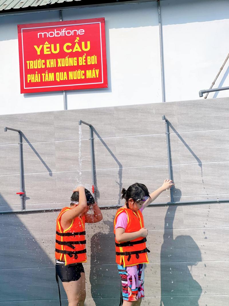 Bể Bơi Quân Khu 4