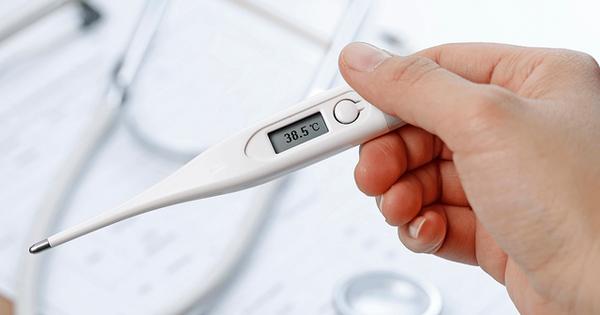 Sốt trên 38.5 độ C