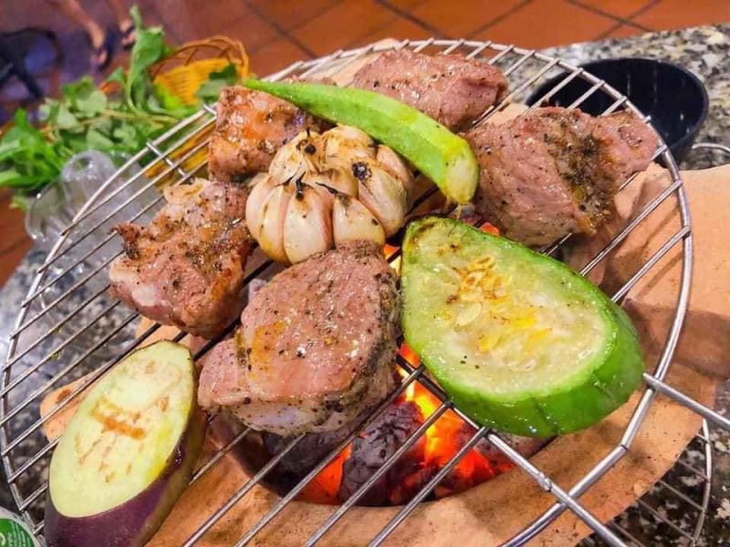 Bò Tơ Dã Chiến