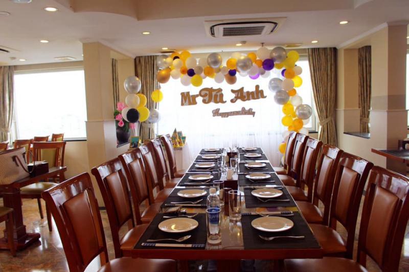 Buffet Sen Việt