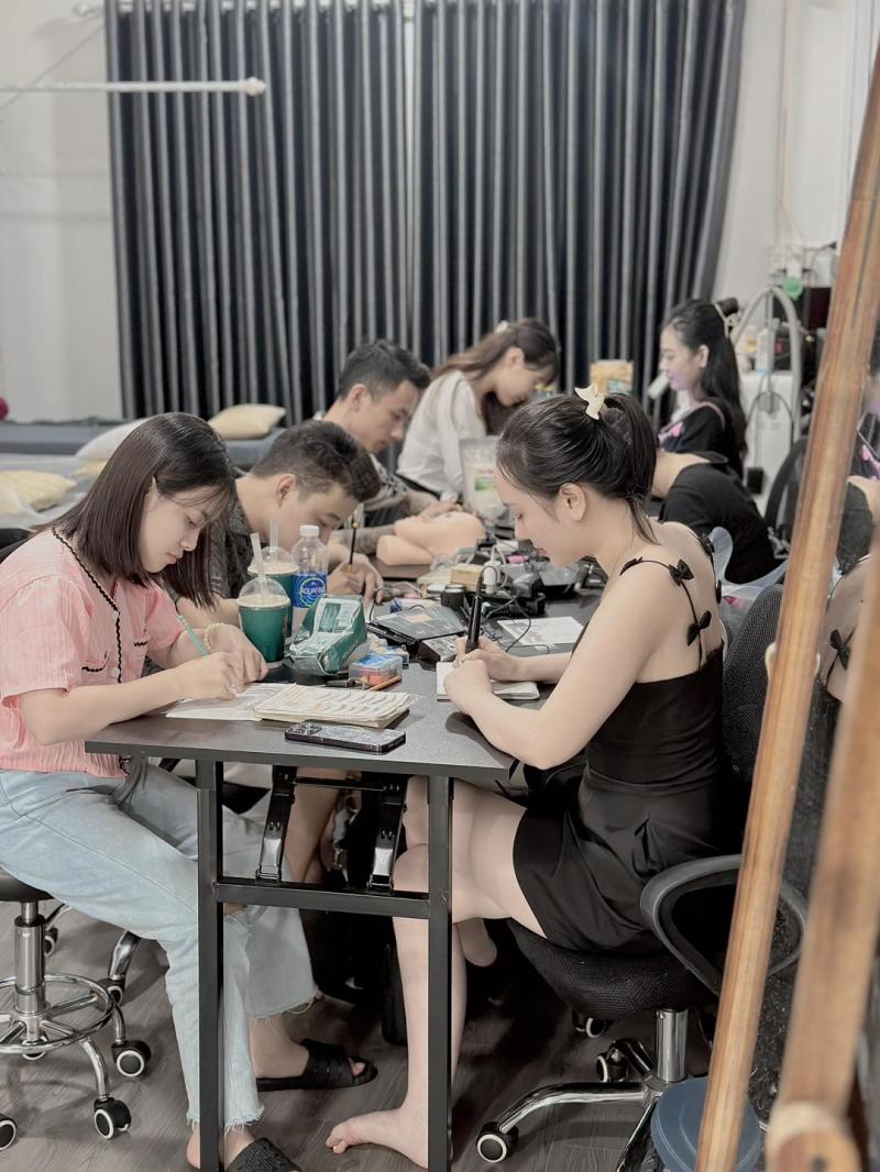 Bùi China Beauty & Academy