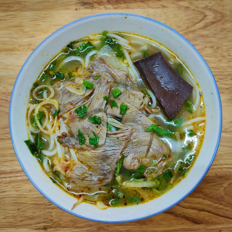 Bún Bò Huế Bối Lạc Gia