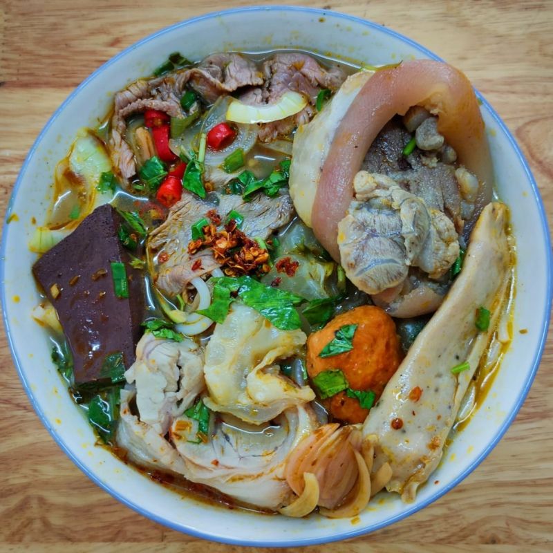Bún Bò Huế Bối Lạc Gia