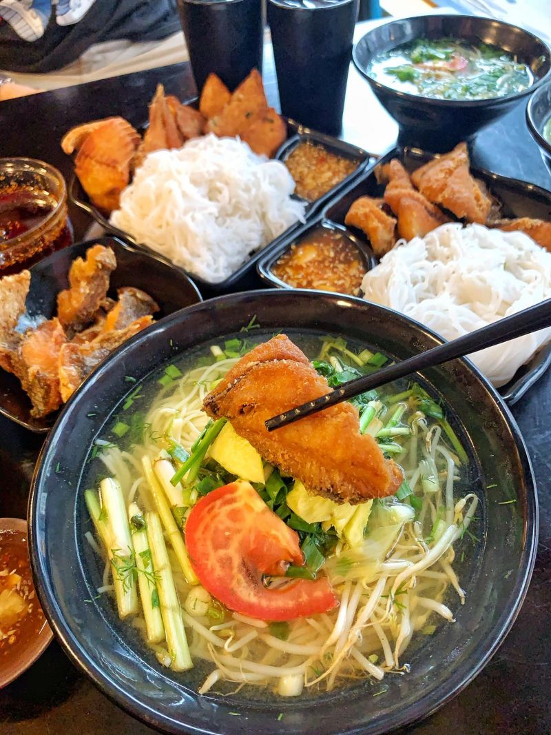 Bún Cá Chấm Bà Tâm