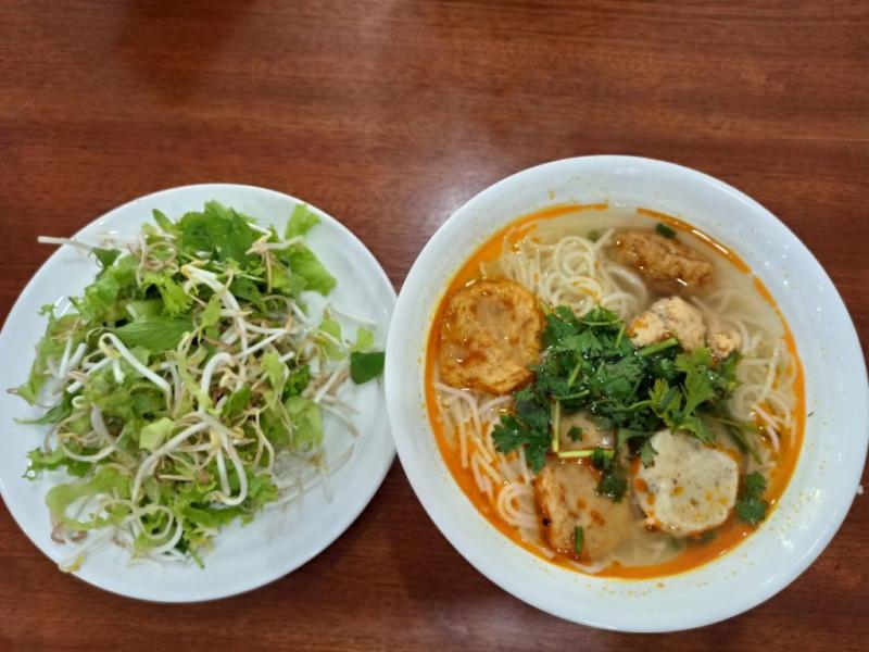 Bún Cá Hoa Lư