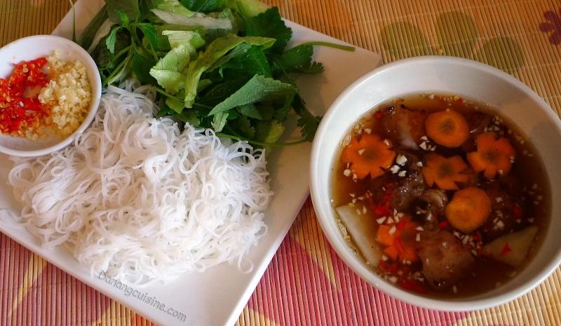 Bún chả