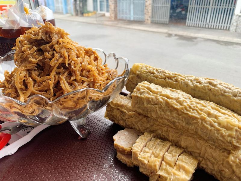 Bún chả giò Triều Châu