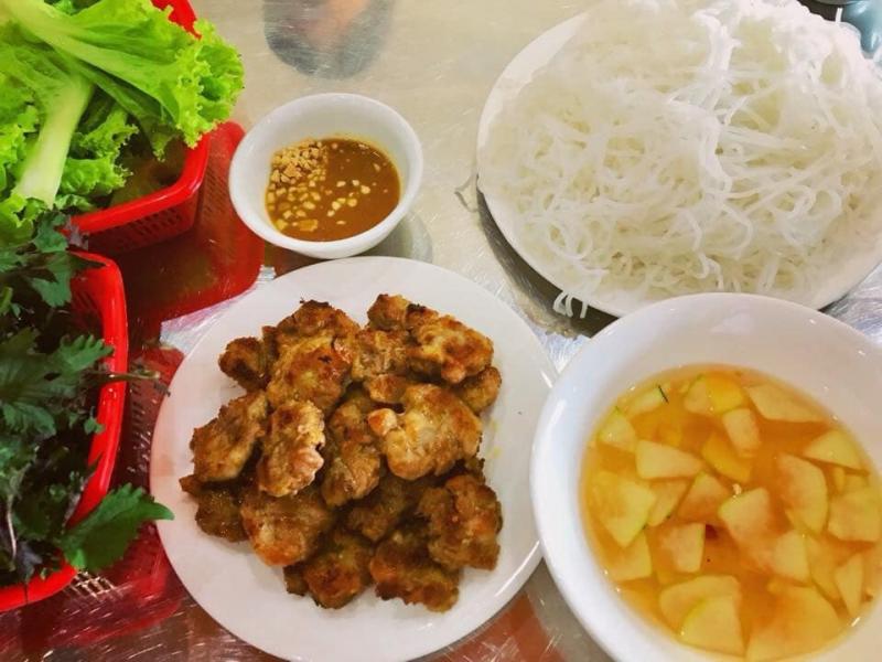 Bún chả nướng - 321 Hà Huy Tập