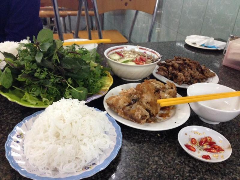 Quán Bún Chả Thu