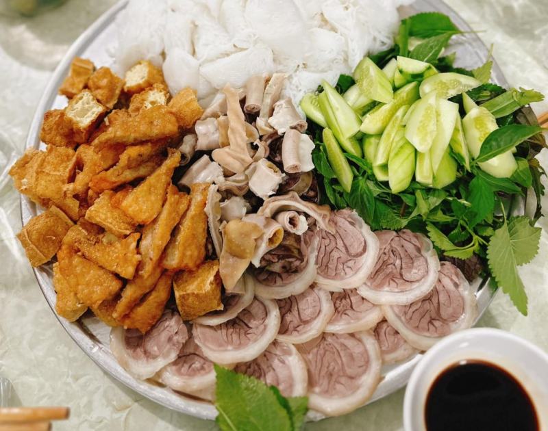 Bún đậu Trung Hương, 49 ngõ Phất Lộc