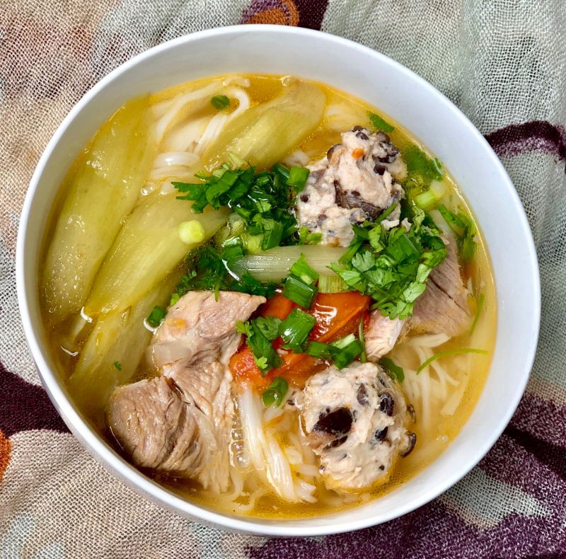 Bún dọc mùng