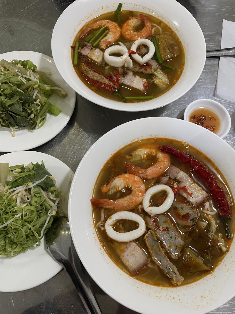 Bún Mắm Miền Tây - Cách Mạng Tháng 8