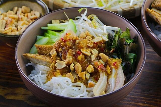 ﻿Bún mắm nêm