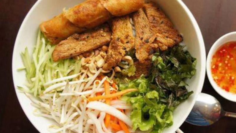 Bún thịt nướng Nam Phương