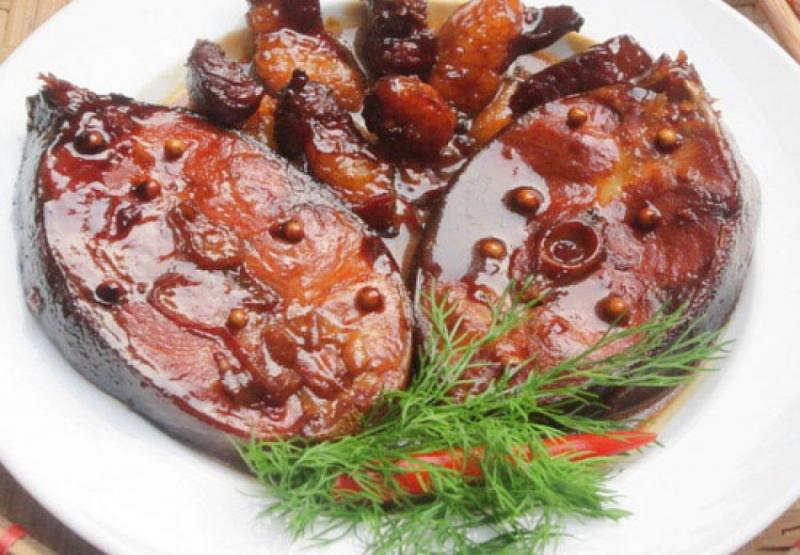 Cá giò kho thịt