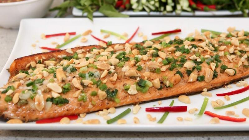 Cá hồi nướng mỡ hành
