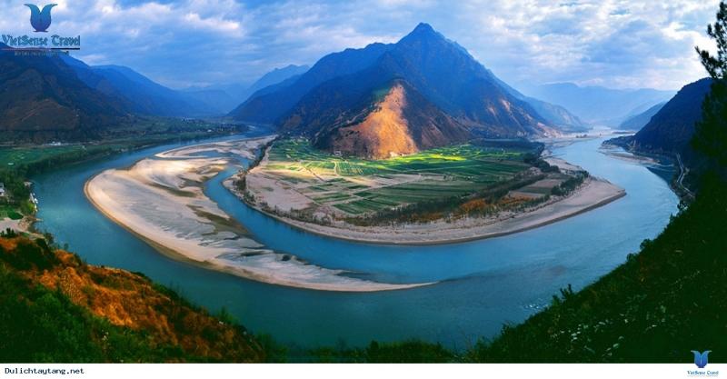 Các địa điểm nổi tiếng không nên bỏ qua