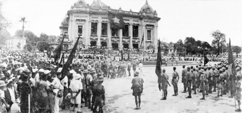 Cách mạng tháng Tám thành công ở Hà Nội (1945): 19/08