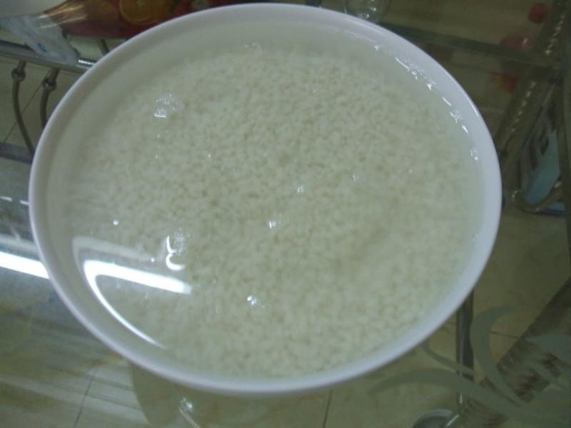 Ngâm gạo trước khi nấu giúp cháo nhanh nhừ hơn