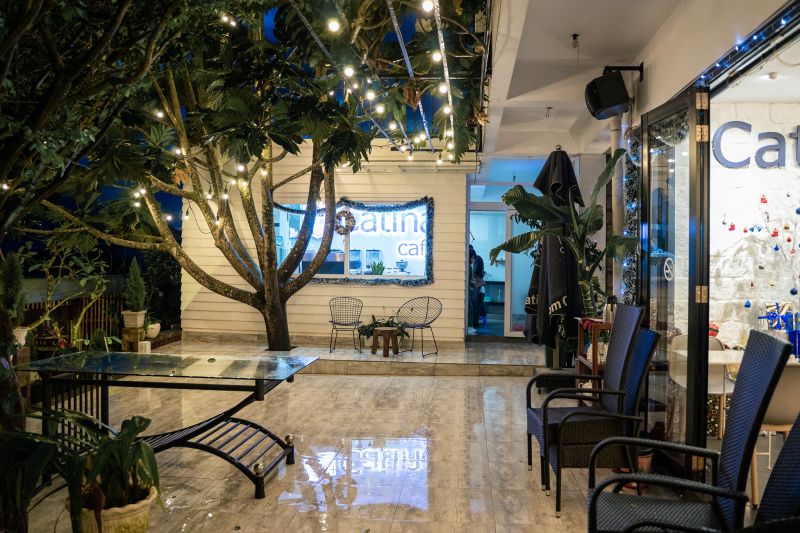 Cafe Catinat