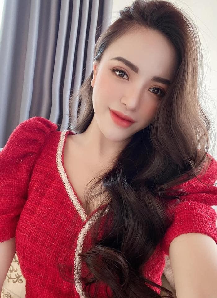 Candy Uyên Makeup
