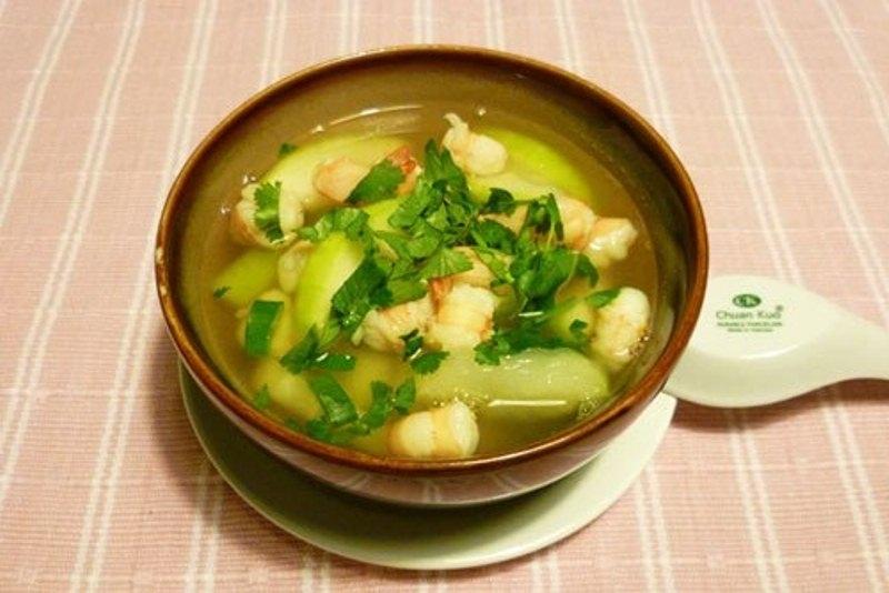 Canh bí nấu tôm - món ăn ngon cho gia đình ngày hè