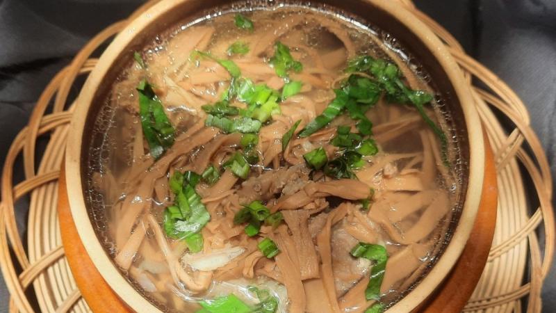 Món canh măng ngày Tết