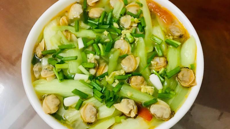 Canh ngao nấu  dọc mùng - món ăn giải nhiệt cho cả gia đình