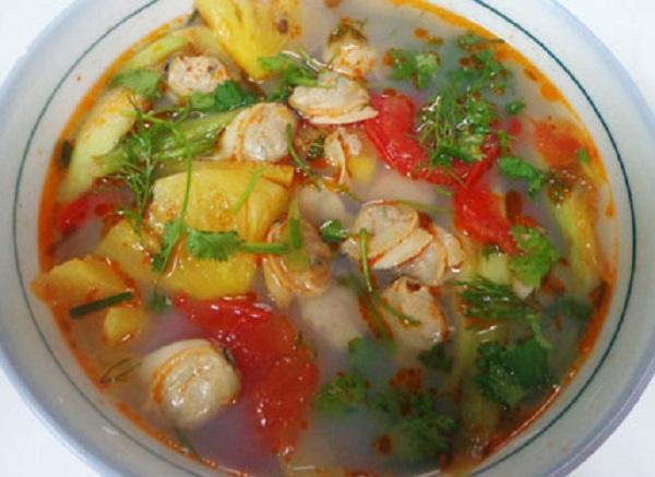 Canh trai nấu dứa