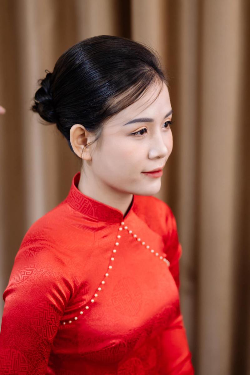 Cao Hong Ngoc Makeup Store