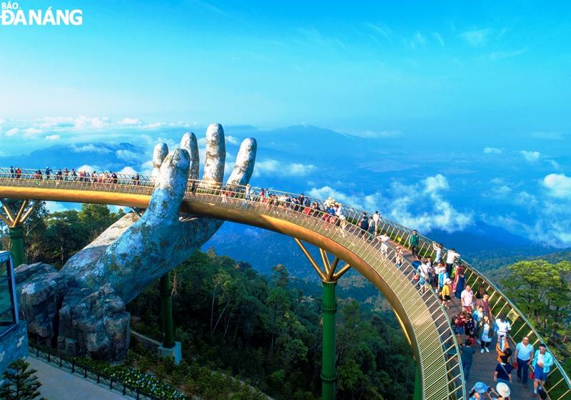 Cầu Vàng - Đà Nẵng, Việt Nam