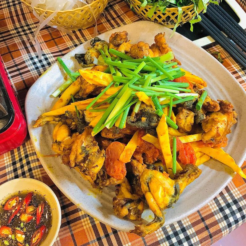 Cháo 147 & Lẩu Ếch 220 Hàng Kênh