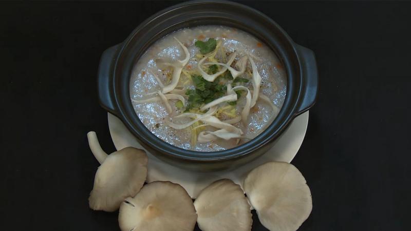Cháo nấm bào ngư thịt