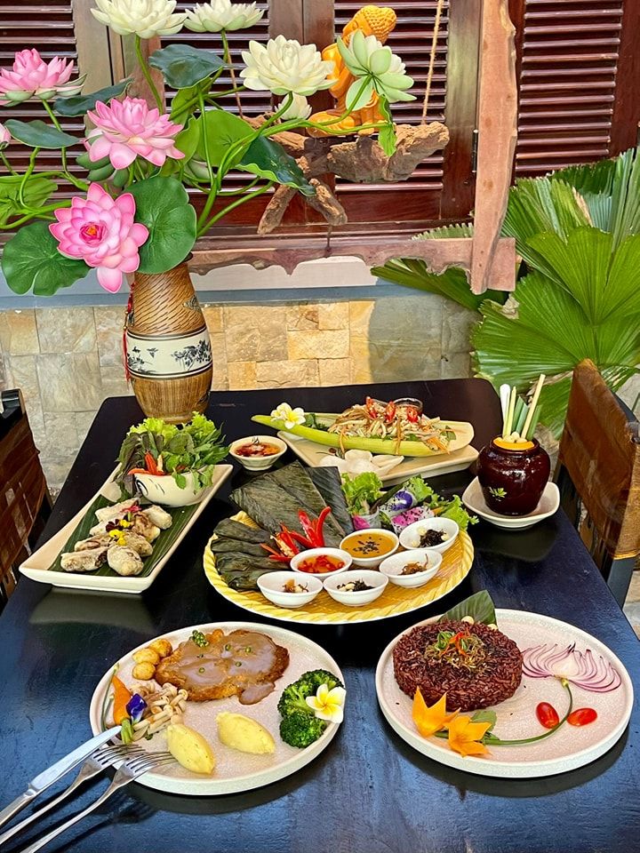 Chay Tĩnh - Tĩnh Garden Vegetarian