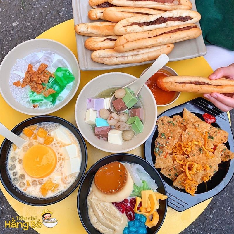 Chè khúc bạch 5 màu siêu lạ của Chè Hằng Bé