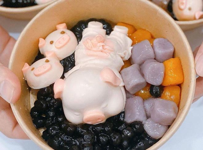 Chè khúc bạch con heo