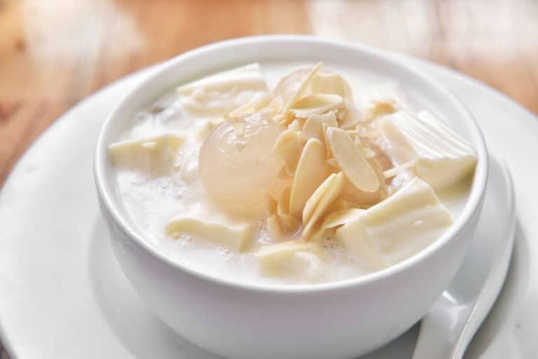 Chè khúc bạch thập cẩm dùng gelatin