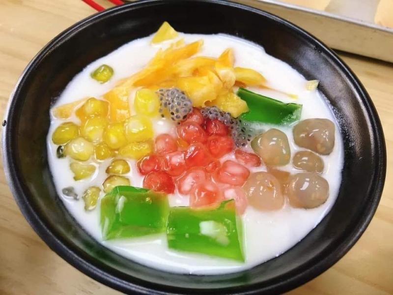 Chè thập cẩm, sữa chua...