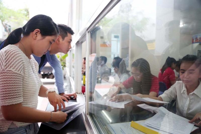 Thí sinh đăng kí dự thi