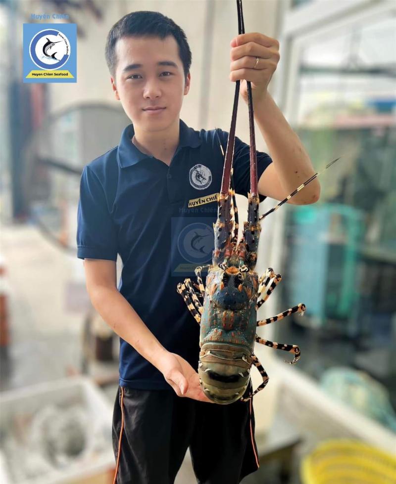 Chợ Hải Sản Huyền Chiến