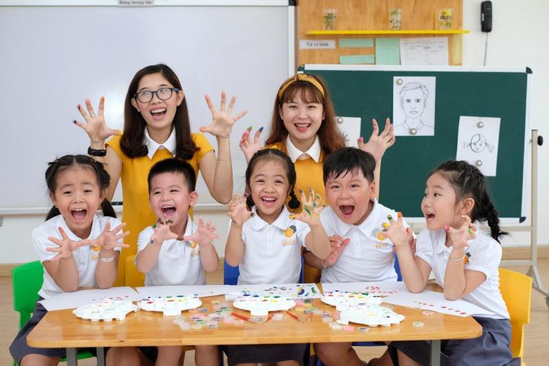 Hướng dẫn bé tập đọc ở mọi nơi